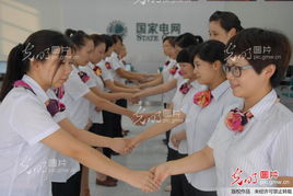 安徽天長(zhǎng) “電姐”學(xué)禮儀，提升服務(wù)水平助力廣告設(shè)計(jì)